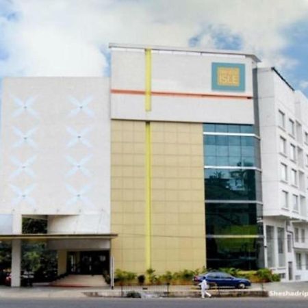 Hotel Trinity Isle Bengaluru Zewnętrze zdjęcie